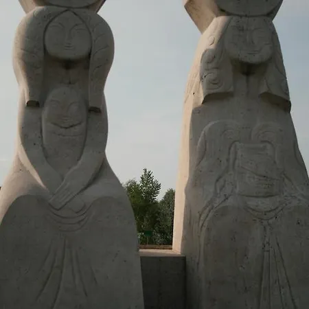 Fontana Vendeghaz Penzion *
