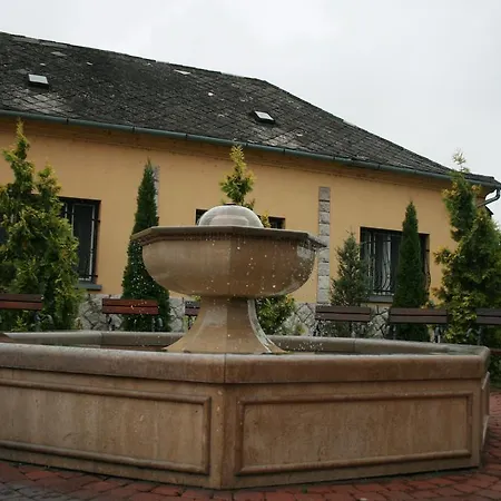 Fontana Vendeghaz Penzion 3*