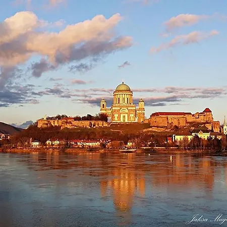 Fontana Vendeghaz Gasthof 3*